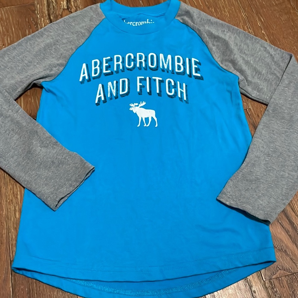 Abercrombie and Fitch kids T-shirt